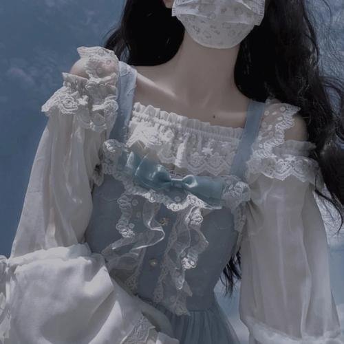 蓝色的40道阴影